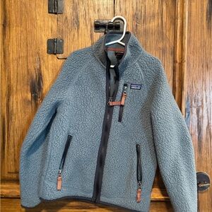 Patagonia Kids Jacket in Gray and Black 7/8